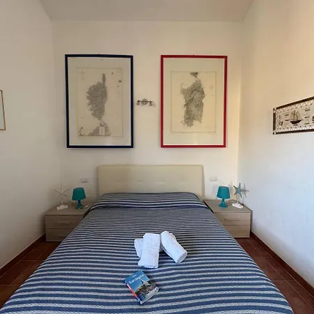 아파트 Affittasardegna- Casa Costa 산테오도로